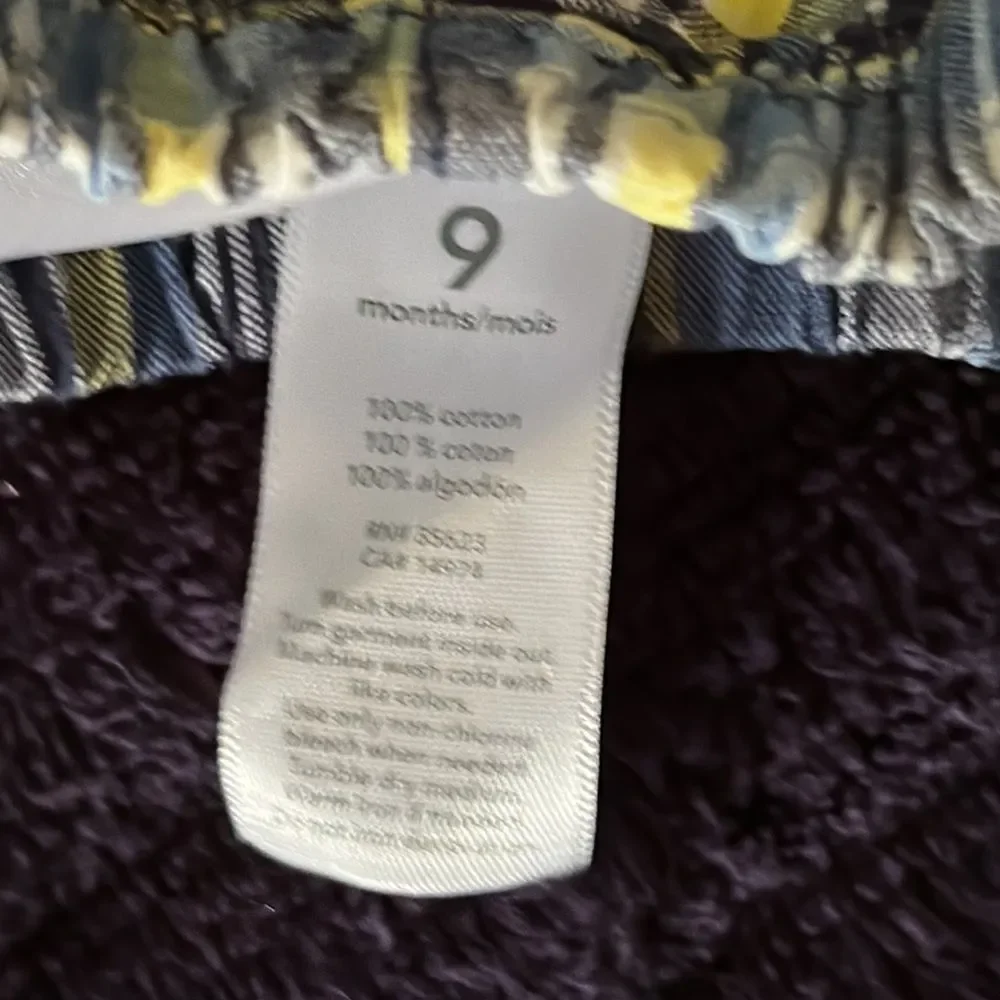 Carter’s Plaid Elastic Waist Shorts Size 9 Months Baby Toddler Comfortable